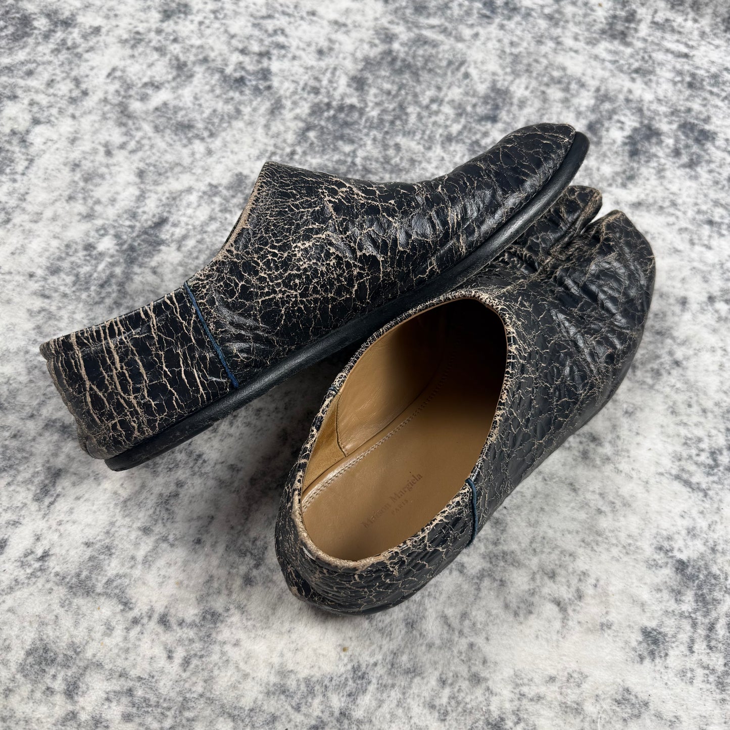 Maison Margiela Tabi Crackled Leather Slip-On / Loafers