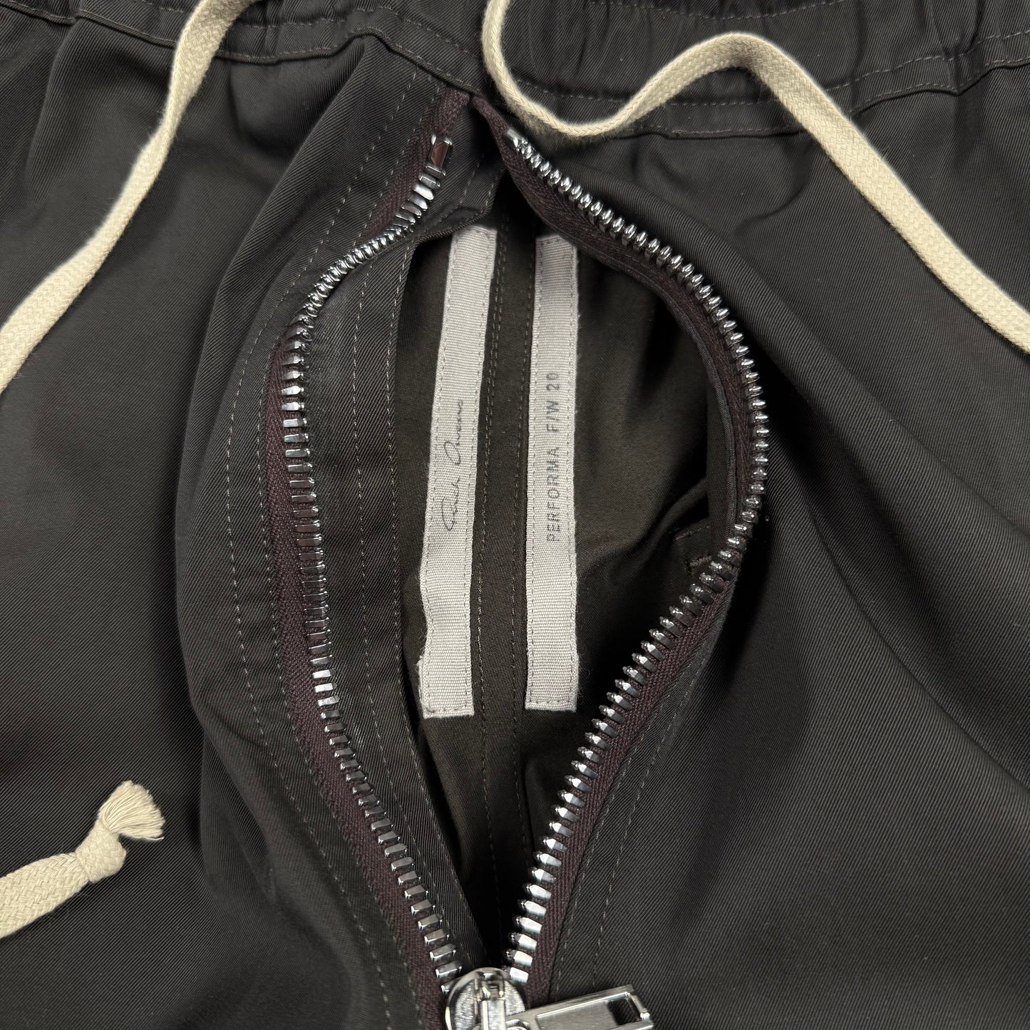 Rick Owens Mainline F/W20 PERFORMA Cropped Bela Trousers