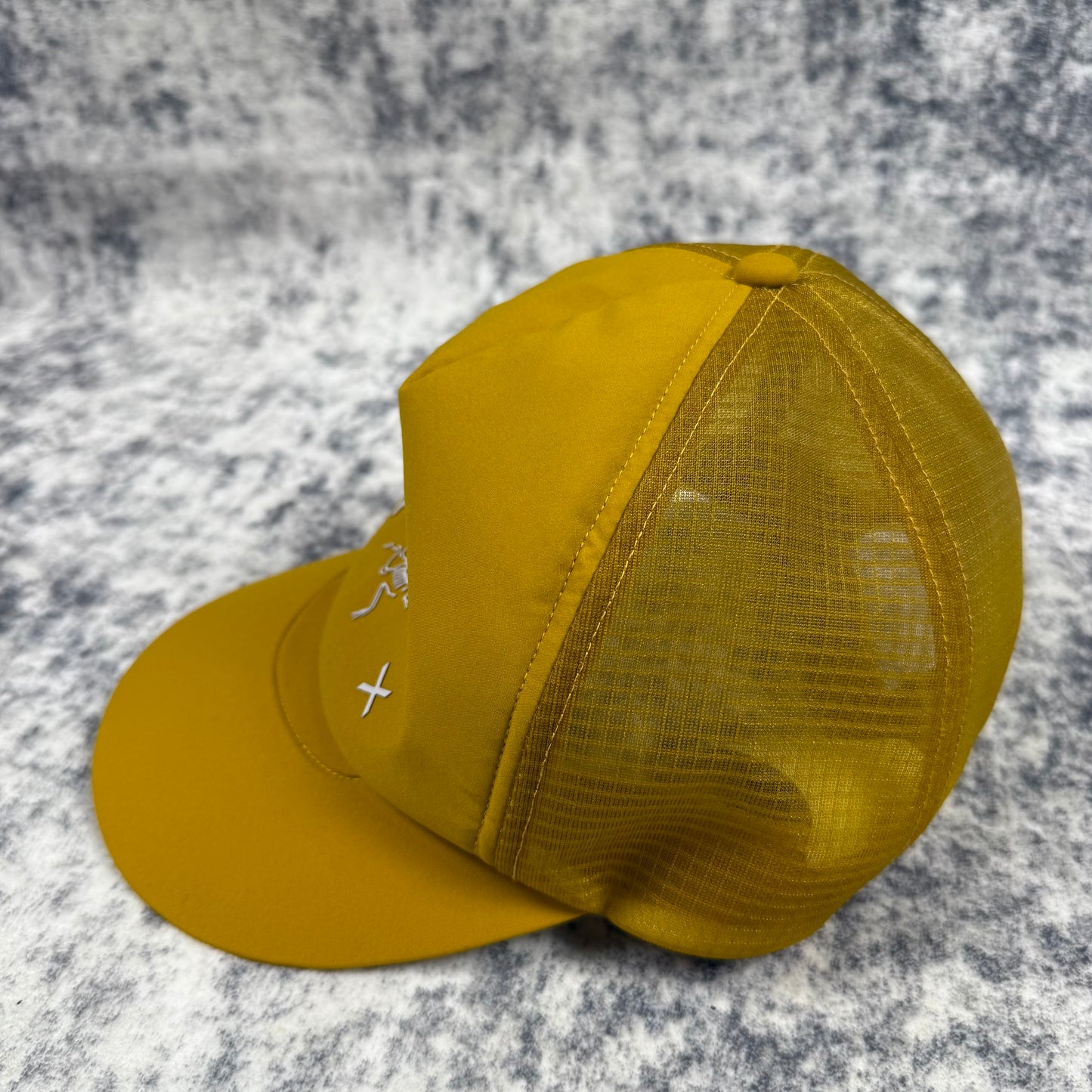 Arc’teryx Trucker Curved Cal